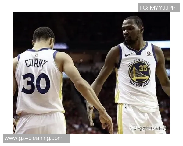 南京篮球队灵活性变革引发热议探索新战术与团队协作的未来发展